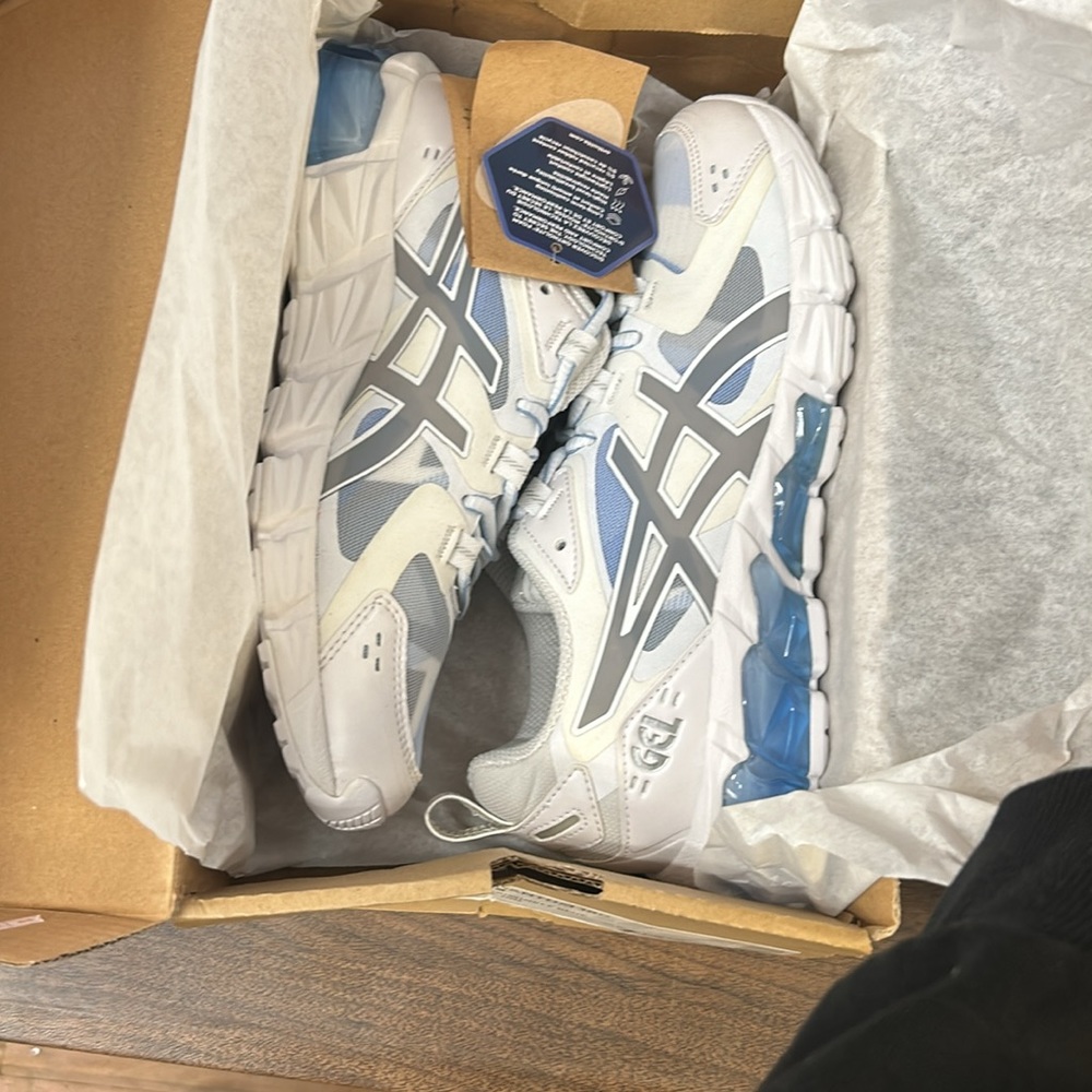 Asics Women's GEL-Quantum 180 - Picture 4 of 5